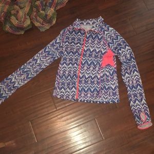 Cute workout over shirt